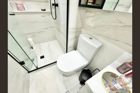 Apartamento à venda com 195m², 3 quartos e 3 vagasBanheiro da Suíte 1