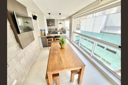 Apartamento à venda com 195m², 3 quartos e 3 vagasVaranda gourmet