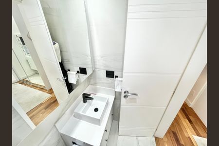 Apartamento à venda com 195m², 3 quartos e 3 vagasBanheiro da Suíte 2