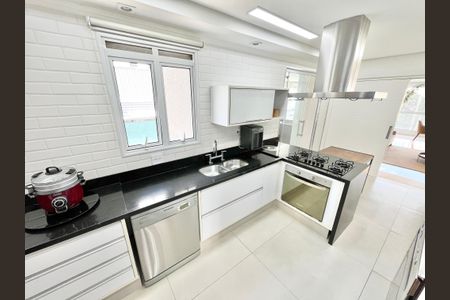 Apartamento à venda com 195m², 3 quartos e 3 vagasCozinha