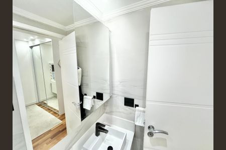 Apartamento à venda com 195m², 3 quartos e 3 vagasBanheiro da Suíte 2