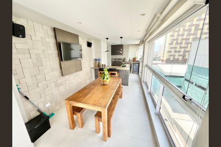 Apartamento à venda com 195m², 3 quartos e 3 vagasVaranda gourmet