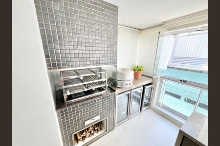 Apartamento à venda com 195m², 3 quartos e 3 vagasVaranda gourmet