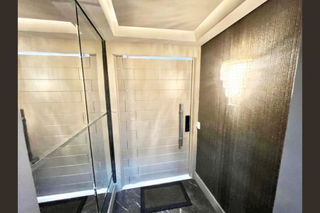 Apartamento à venda com 195m², 3 quartos e 3 vagasHall de entrada
