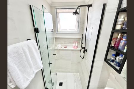 Apartamento à venda com 195m², 3 quartos e 3 vagasBanheiro da Suíte 2