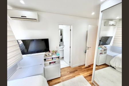Apartamento à venda com 195m², 3 quartos e 3 vagasQuarto 2 - Suíte