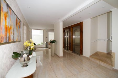 Apartamento à venda com 60m², 1 quarto e sem vagaHall Social
