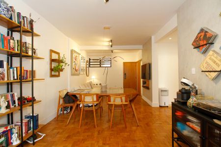 Apartamento à venda com 60m², 1 quarto e sem vagaSala de Estar e Jantar
