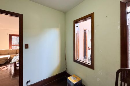 Casa à venda com 497m², 4 quartos e 2 vagasEscritório