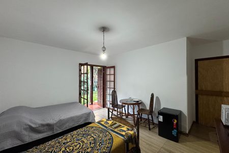 Casa à venda com 497m², 4 quartos e 2 vagasSuíte 2