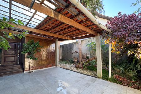 Casa à venda com 497m², 4 quartos e 2 vagasGaragem 