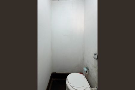 Casa à venda com 497m², 4 quartos e 2 vagasLavabo 