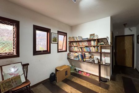 Casa à venda com 497m², 4 quartos e 2 vagasHall - Quartos