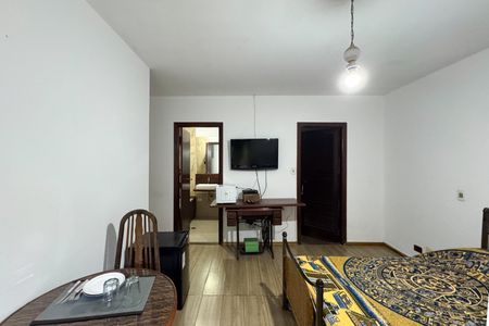 Casa à venda com 497m², 4 quartos e 2 vagasSuíte 2