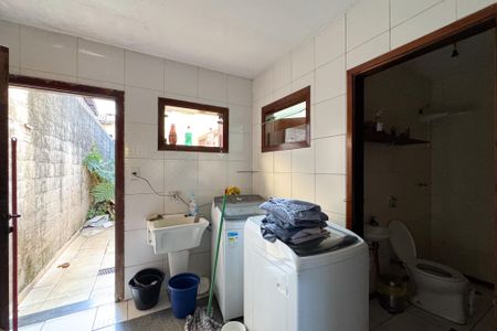 Casa à venda com 497m², 4 quartos e 2 vagasÁrea de Serviço