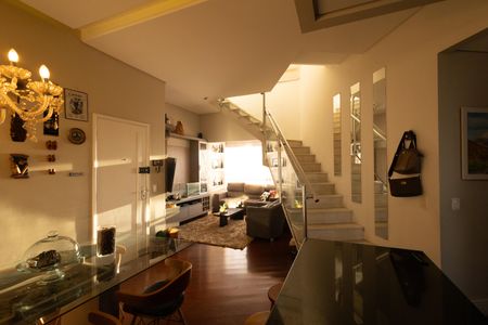 Apartamento para alugar com 4 quartos, 220m² em Parque Residencial Aquarius, São José dos Campos