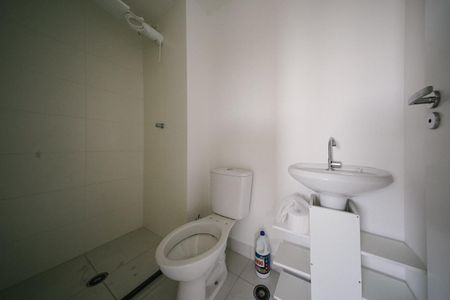 Apartamento para alugar com 32m², 2 quartos e sem vaga Apartamento para alugar com 32m², 2 quartos e sem vagaBanheiro