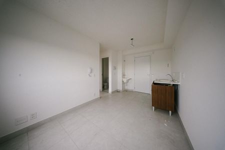 Apartamento para alugar com 32m², 2 quartos e sem vaga Apartamento para alugar com 32m², 2 quartos e sem vagaSala/Cozinha e Área de Serviço