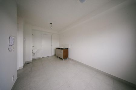 Apartamento para alugar com 32m², 2 quartos e sem vaga Apartamento para alugar com 32m², 2 quartos e sem vagaSala/Cozinha e Área de Serviço