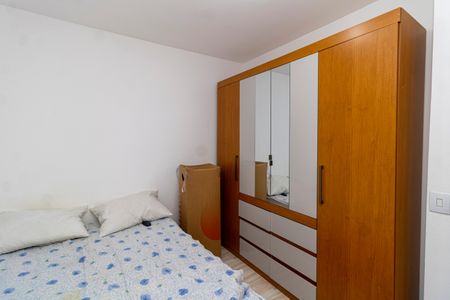 Quarto 1 de apartamento para alugar com 2 quartos, 48m² em Vila Gustavo, São Paulo