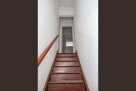 Escada de casa à venda com 3 quartos, 72m² em Barra Funda, São Paulo