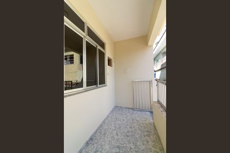 Casa para alugar com 78m², 2 quartos e sem vaga Casa para alugar com 78m², 2 quartos e sem vagaVaranda