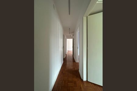 Apartamento à venda com 85m², 3 quartos e 1 vagaCorredor
