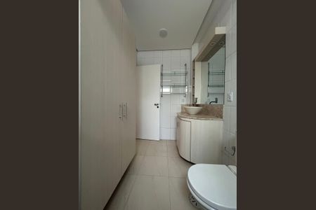 Apartamento à venda com 85m², 3 quartos e 1 vagaBanheiro 