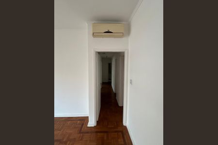 Apartamento à venda com 85m², 3 quartos e 1 vagaQuarto