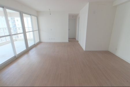 Apartamento à venda com 84m², 2 quartos e 1 vaga Apartamento à venda com 84m², 2 quartos e 1 vagaSala