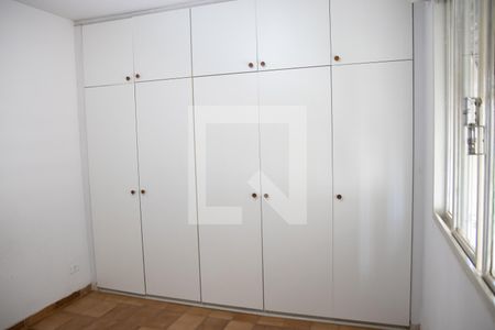 Apartamento para alugar com 180m², 3 quartos e 1 vagaQuarto 01