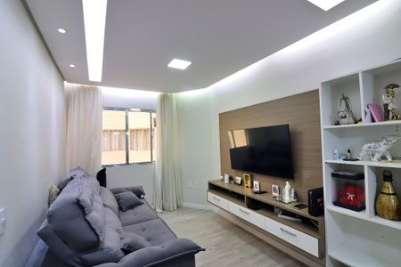Apartamento à venda com 67m², 2 quartos e 2 vagasSala 