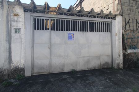Casa à venda com 125m², 2 quartos e 1 vagaFachada