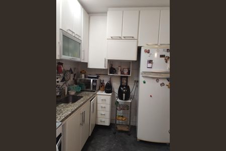 Casa à venda com 110m², 4 quartos e 2 vagasFoto 02