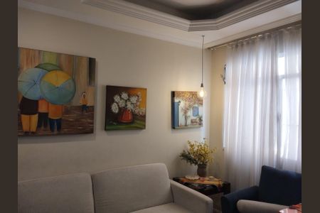 Casa à venda com 110m², 4 quartos e 2 vagasFoto 01
