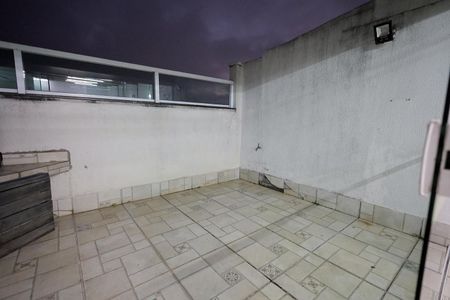 Apartamento à venda com 230m², 3 quartos e 2 vagas Apartamento à venda com 230m², 3 quartos e 2 vagasCobertura