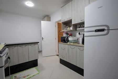 Apartamento à venda com 230m², 3 quartos e 2 vagas Apartamento à venda com 230m², 3 quartos e 2 vagasCozinha