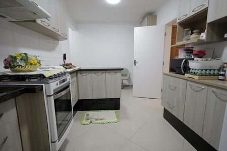 Apartamento à venda com 230m², 3 quartos e 2 vagas Apartamento à venda com 230m², 3 quartos e 2 vagasCozinha