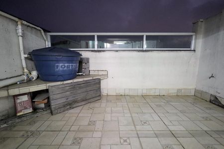 Apartamento à venda com 230m², 3 quartos e 2 vagas Apartamento à venda com 230m², 3 quartos e 2 vagasCobertura