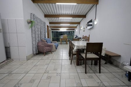 Apartamento à venda com 230m², 3 quartos e 2 vagas Apartamento à venda com 230m², 3 quartos e 2 vagasCobertura