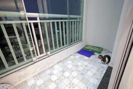 Apartamento à venda com 230m², 3 quartos e 2 vagas Apartamento à venda com 230m², 3 quartos e 2 vagasSacada