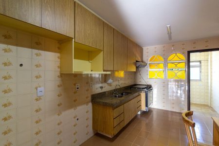 Apartamento à venda com 120m², 3 quartos e 2 vagasCozinha