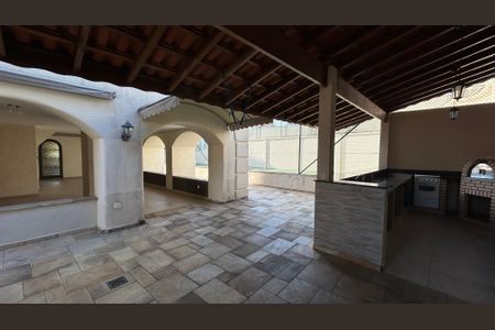 Apartamento à venda com 120m², 3 quartos e 2 vagasChurrasqueira