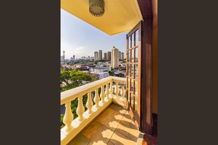 Apartamento à venda com 120m², 3 quartos e 2 vagasVaranda