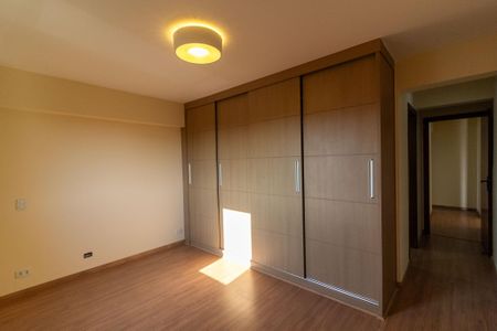 Apartamento à venda com 120m², 3 quartos e 2 vagasQuarto 1 - Suíte