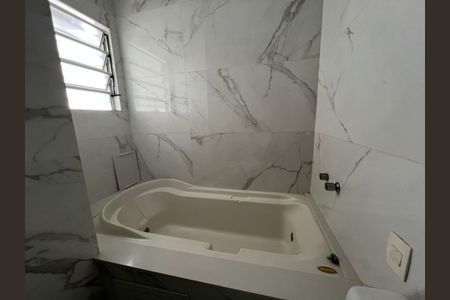 Casa à venda com 206m², 3 quartos e 4 vagasbanheiro