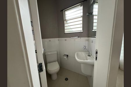 Casa à venda com 206m², 3 quartos e 4 vagasbanheiro