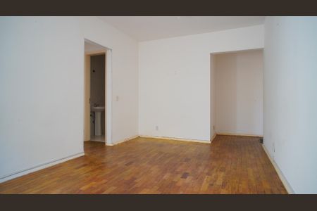 Sala  de apartamento para alugar com 2 quartos, 68m² em Bom Jesus, Porto Alegre