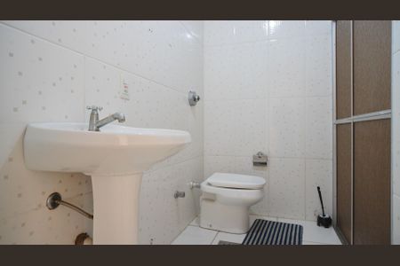 Apartamento para alugar com 68m², 2 quartos e sem vaga Apartamento para alugar com 68m², 2 quartos e sem vagaBanheiro social