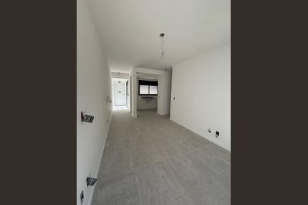 Apartamento à venda com 88m², 1 quarto e sem vaga Apartamento à venda com 88m², 1 quarto e sem vagaSala
